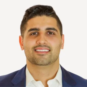 Omid Akhavan