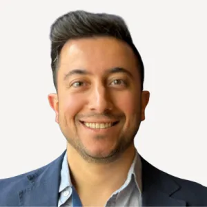 Yashar Vahedein